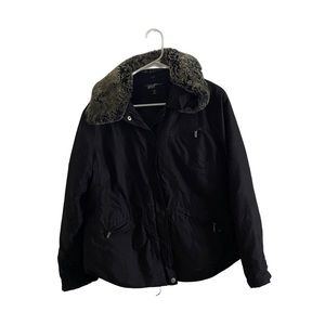 Womans Winter coat with grey fur collar